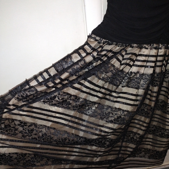 Jessica Howard Black Lace and Sequin Party Dress - Picture 9 of 9